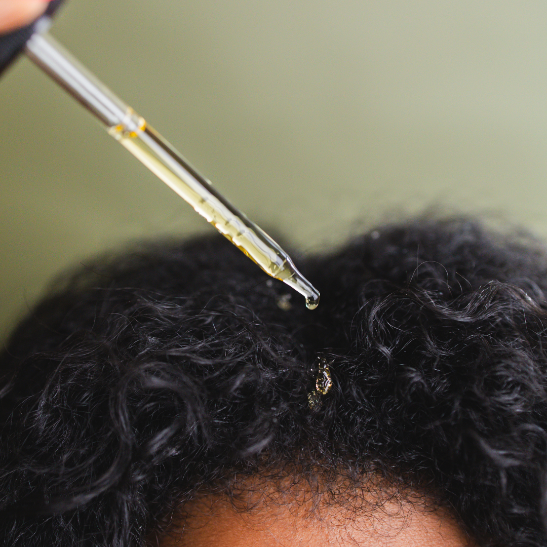 Wachstumsstimulierendes Kopfhautöl aus Granatapfel und Lavendel